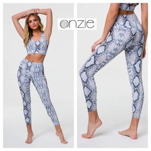 NWT ONZIE Women XS High Rise Midi Performance Yoga Gym Running Leggings Anaconda